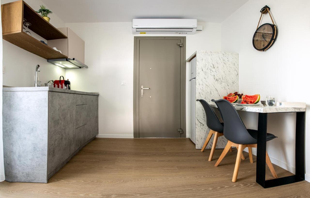 Gaia Maisonettes Nea Kallikrateia Bagian luar foto
